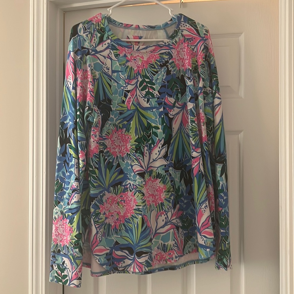 Lilly Pulitzer luxletic lightweight sweatshirt Size XL